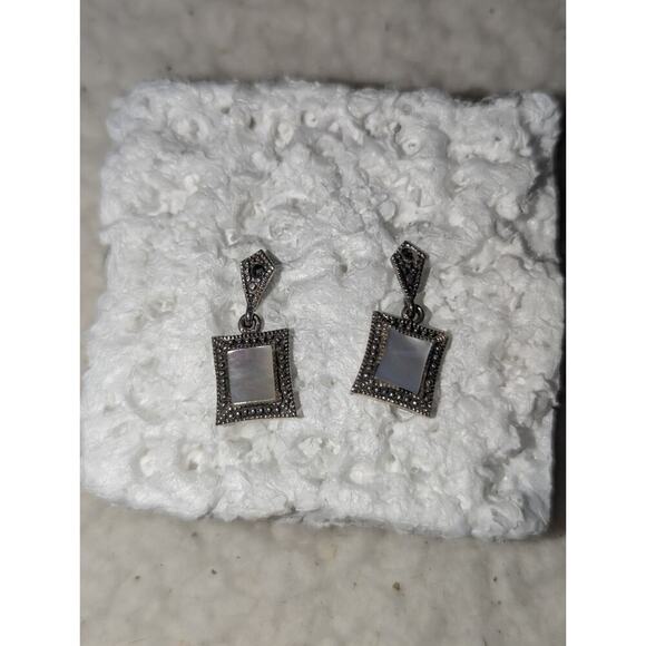 Vintage 925 Deco Sterling Silver Marcasite Mother of Pearl Stud Earrings - Picture 1 of 4